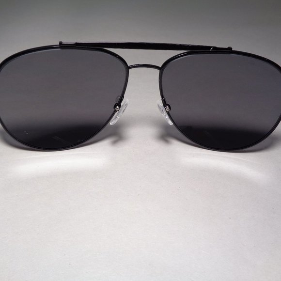 Lacoste L177S Black New Women\'s Aviator Sung…